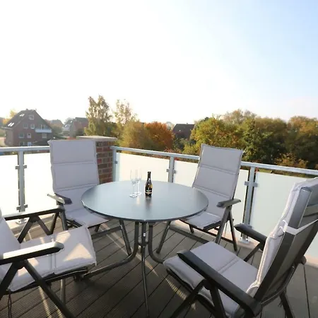 Holiday Near Sea Апартаменты